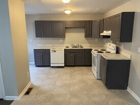 1929 Jonesboro Road Southeast, Unit C in Atlanta, GA - Building Photo