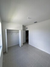 1153 NW 1st Ter in Florida City, FL - Building Photo - Building Photo