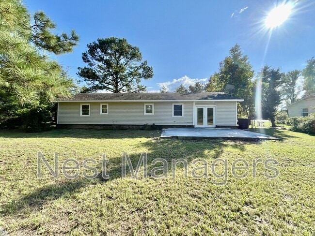 5985 McDonald Rd in Parkton, NC - Building Photo - Building Photo