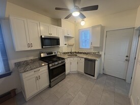 124 Leo Ave in North Providence, RI - Building Photo