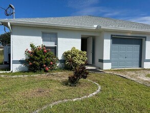 2453 Daniel Ave N in Lehigh Acres, FL - Building Photo - Building Photo