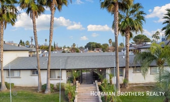 4317 Columbus St in Bakersfield, CA - Building Photo