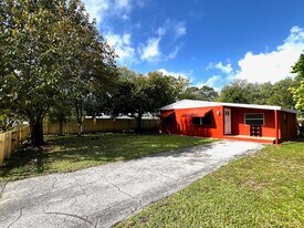 14791 Whatley Rd in Delray Beach, FL - Building Photo