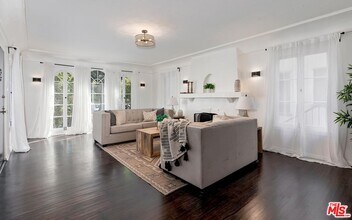 373 S Crescent Heights Blvd in Los Angeles, CA - Building Photo - Building Photo