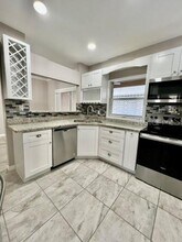 1407 Lyonshire Dr in Zephyrhills, FL - Building Photo - Building Photo