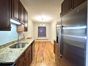 749 W Addison St in Chicago, IL - Building Photo - Building Photo