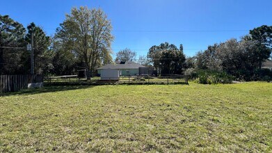 688 Floyd St in Palm Bay, FL - Building Photo - Building Photo