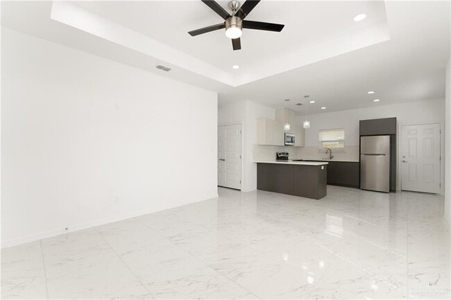 5712 Notre Dame Ave in McAllen, TX - Building Photo - Building Photo