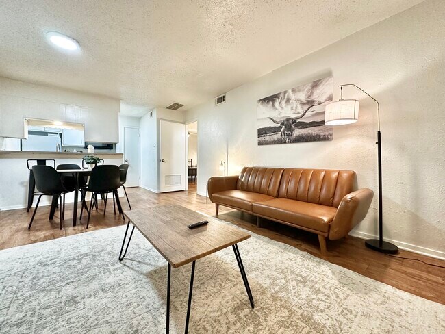 Marian Condos in Austin, TX - Foto de edificio - Building Photo