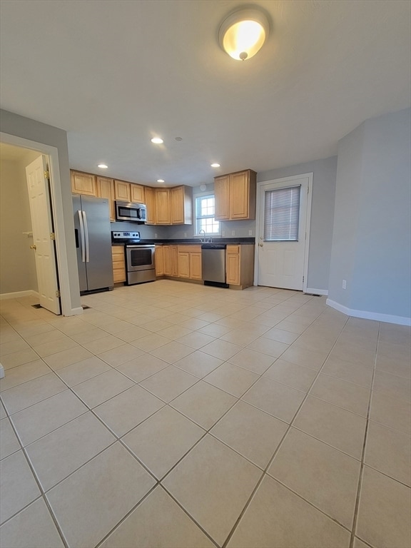 958 Warren Ave in Brockton, MA - Building Photo - Building Photo