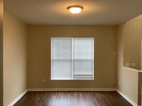 390 Modesta Rd in Columbus, OH - Building Photo - Building Photo