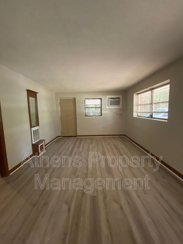 317 Springtree Rd in Athens, GA - Building Photo - Building Photo
