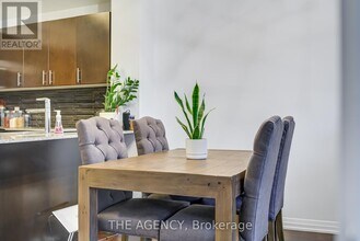 25 Cole St in Toronto, ON - Building Photo - Building Photo