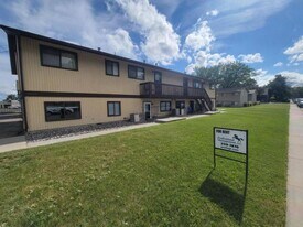 1506 Yellowstone Ave