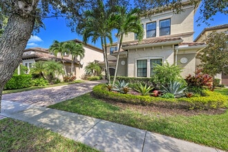 8652 Lewis River Rd in Delray Beach, FL - Building Photo - Building Photo