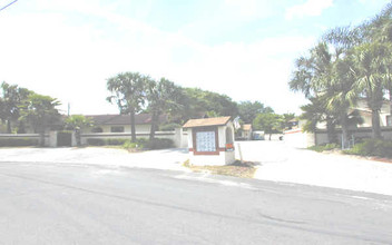 Terrace Villas in Winter Haven, FL - Building Photo - Building Photo