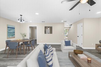 452 Dutton Island Rd W in Jacksonville, FL - Building Photo - Building Photo