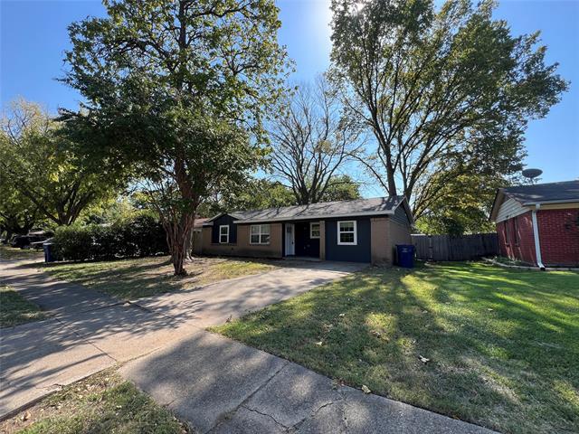 618 Pleasant Valley Rd in Garland, TX - Building Photo