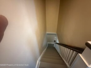 609 S Valley Ave in Olyphant, PA - Building Photo - Building Photo