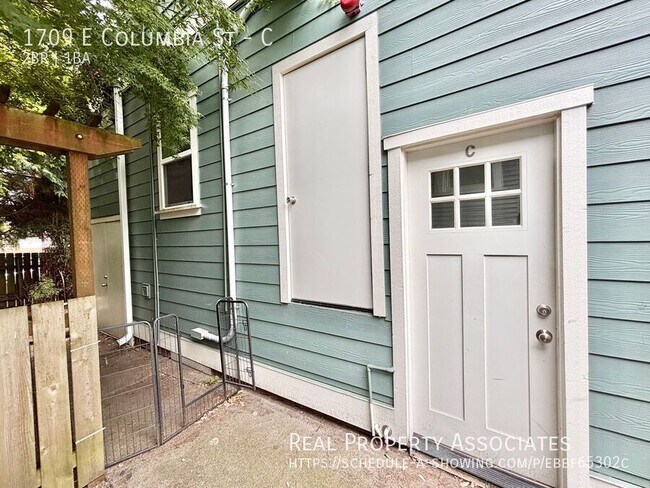 1709 E Columbia St in Seattle, WA - Building Photo - Building Photo