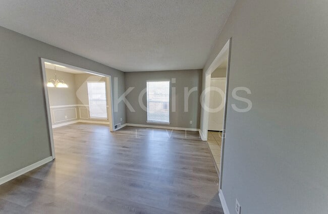 2785 Clearbrook St in Memphis, TN - Foto de edificio - Building Photo