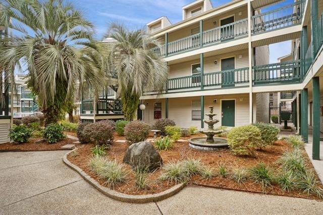 2330 Edenborn Ave, Unit 205 in Metairie, LA - Building Photo - Building Photo