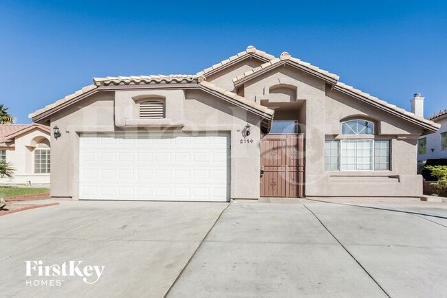 property at 2114 W San Miguel Ave