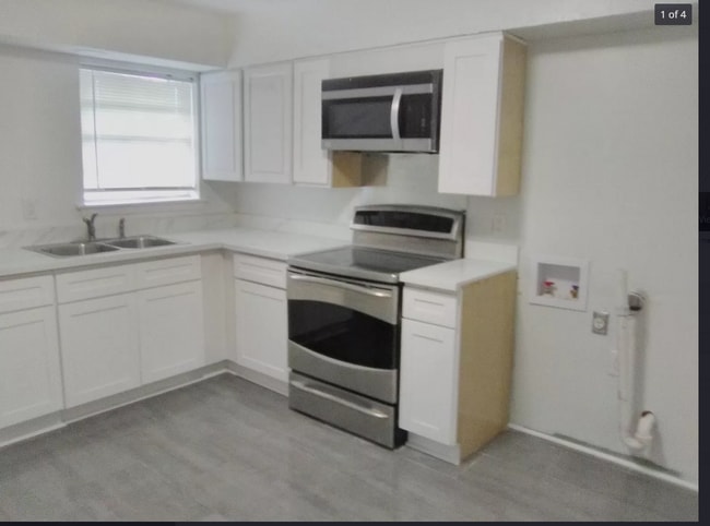 209 Marion Ct in River Ridge, LA - Foto de edificio - Building Photo