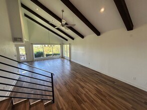 8325 Gatecrest Dr in Waco, TX - Building Photo - Building Photo