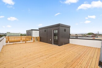 108 Fleming Ave, Unit 1 in Newark, NJ - Foto de edificio - Building Photo