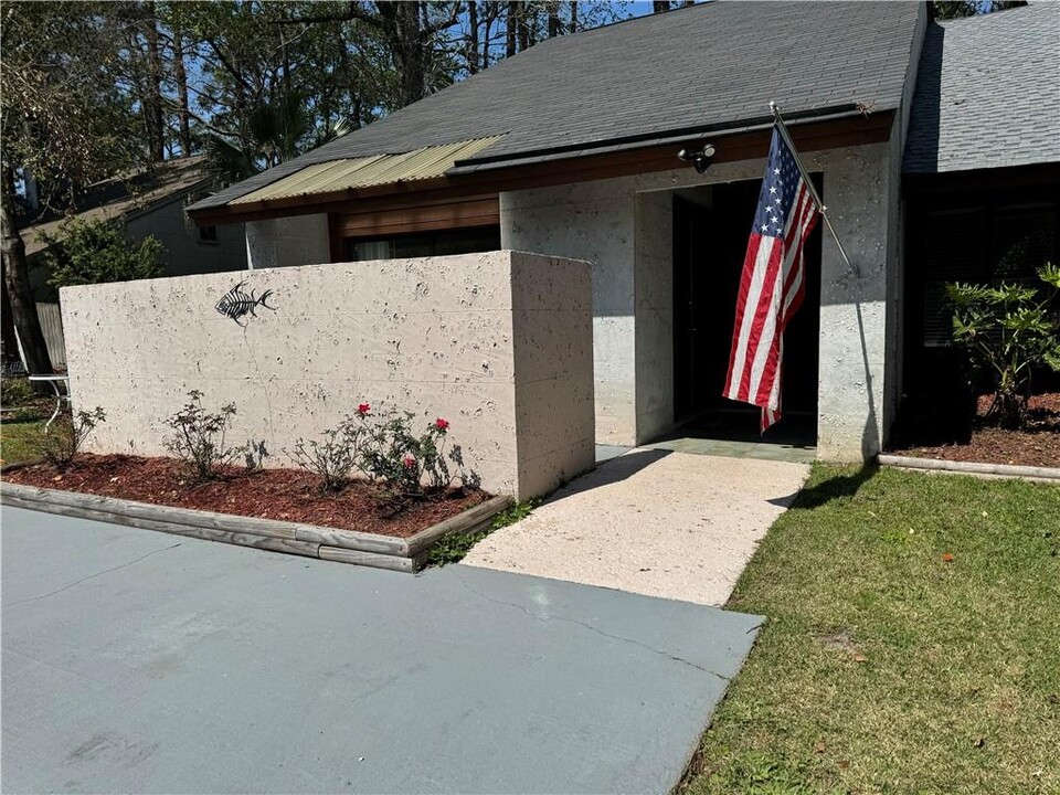 105 Cypress Mill Ct in Brunswick, GA - Building Photo