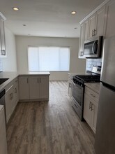 811 Austin Ave in Inglewood, CA - Foto de edificio - Building Photo