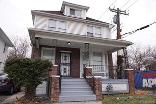 12851 2nd Ave in Highland Park, MI - Building Photo