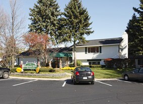 Highland Hills Estates Apartments