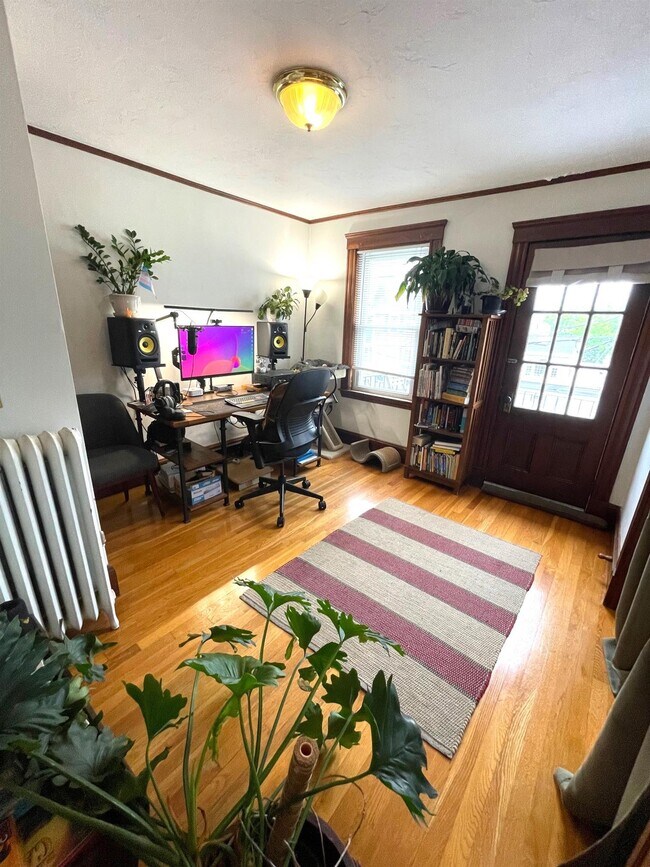 7 Doble Ave, Unit 2 in Medford, MA - Building Photo - Building Photo