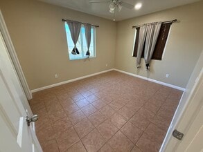 4870 Palm Ave in La Mesa, CA - Building Photo - Building Photo