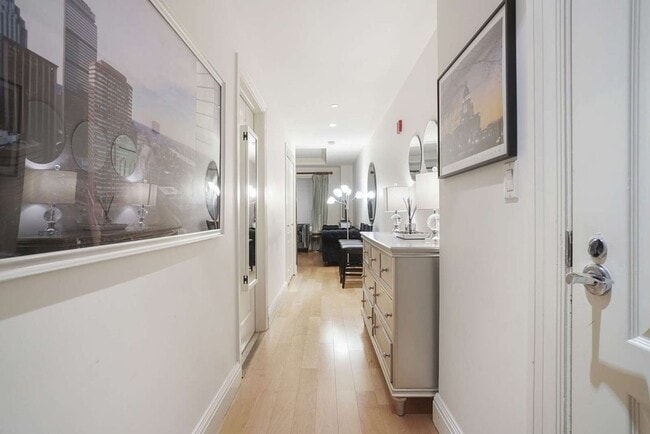 1 Huntington Ave in Boston, MA - Building Photo - Building Photo