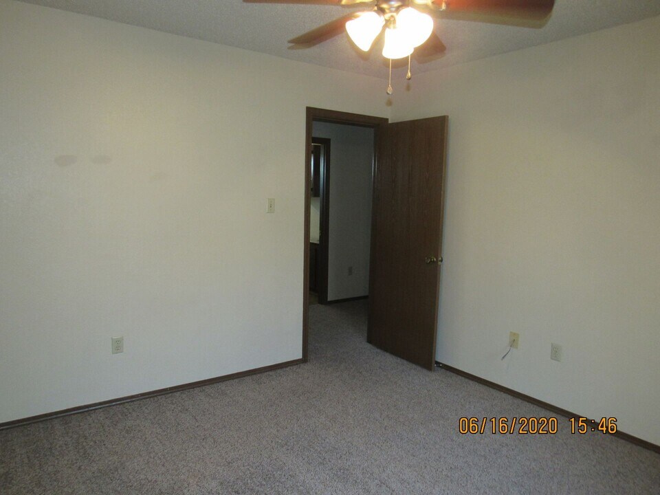 2809 NW 46th St in Lawton, OK - Building Photo