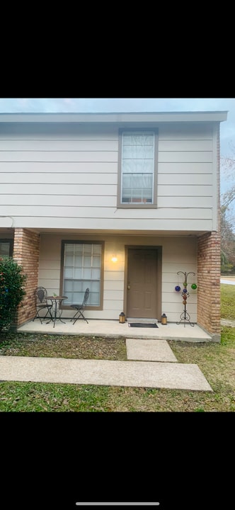 14732 Hooper Rd in Baton Rouge, LA - Building Photo