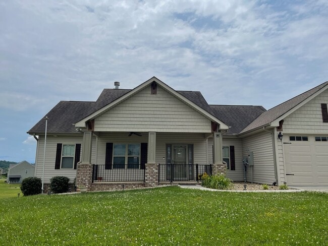 property at 2622 Vista Meadows Ln