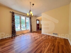 1513 NE Michael Dr in Ankeny, IA - Building Photo - Building Photo