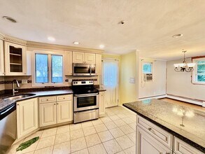 7-9 Stephanie Cir in Woburn, MA - Building Photo - Building Photo