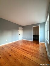 126 E Liberty St in Danbury, CT - Building Photo - Building Photo