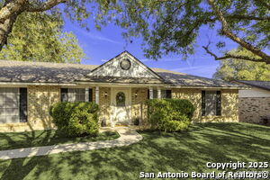 112 Suncliff Dr in Universal City, TX - Building Photo