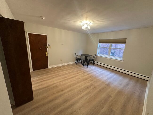 63 Selkirk Rd, Unit 6 in Boston, MA - Building Photo - Building Photo