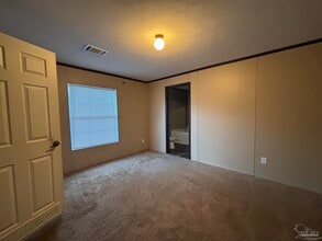 6261 Morgan Rd in Milton, FL - Foto de edificio - Building Photo