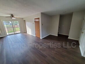 2016 St Paul Dr in Ballston Spa, NY - Building Photo - Building Photo