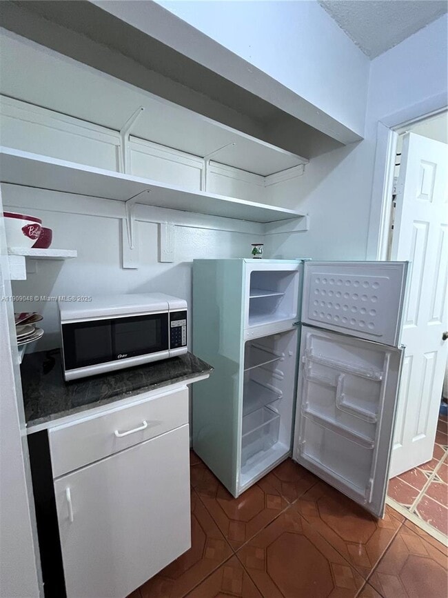 13210 SW 80th Street Rd in Miami, FL - Building Photo - Building Photo