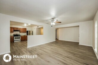 2941 Rolling Hills Dr in Carrollton, TX - Building Photo - Building Photo