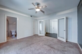 1729 Reinerman St in Houston, TX - Building Photo - Building Photo